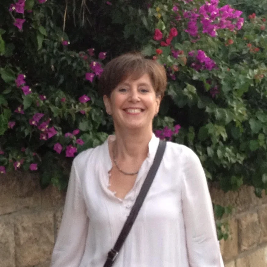 Jenny Littlejohns Fundraiser Jenny has extensive experience as a Fundraising and Marketing Consultant for UK charities including the NSPCC and the NDCS, and was previously Fundraising Director of Shelter.