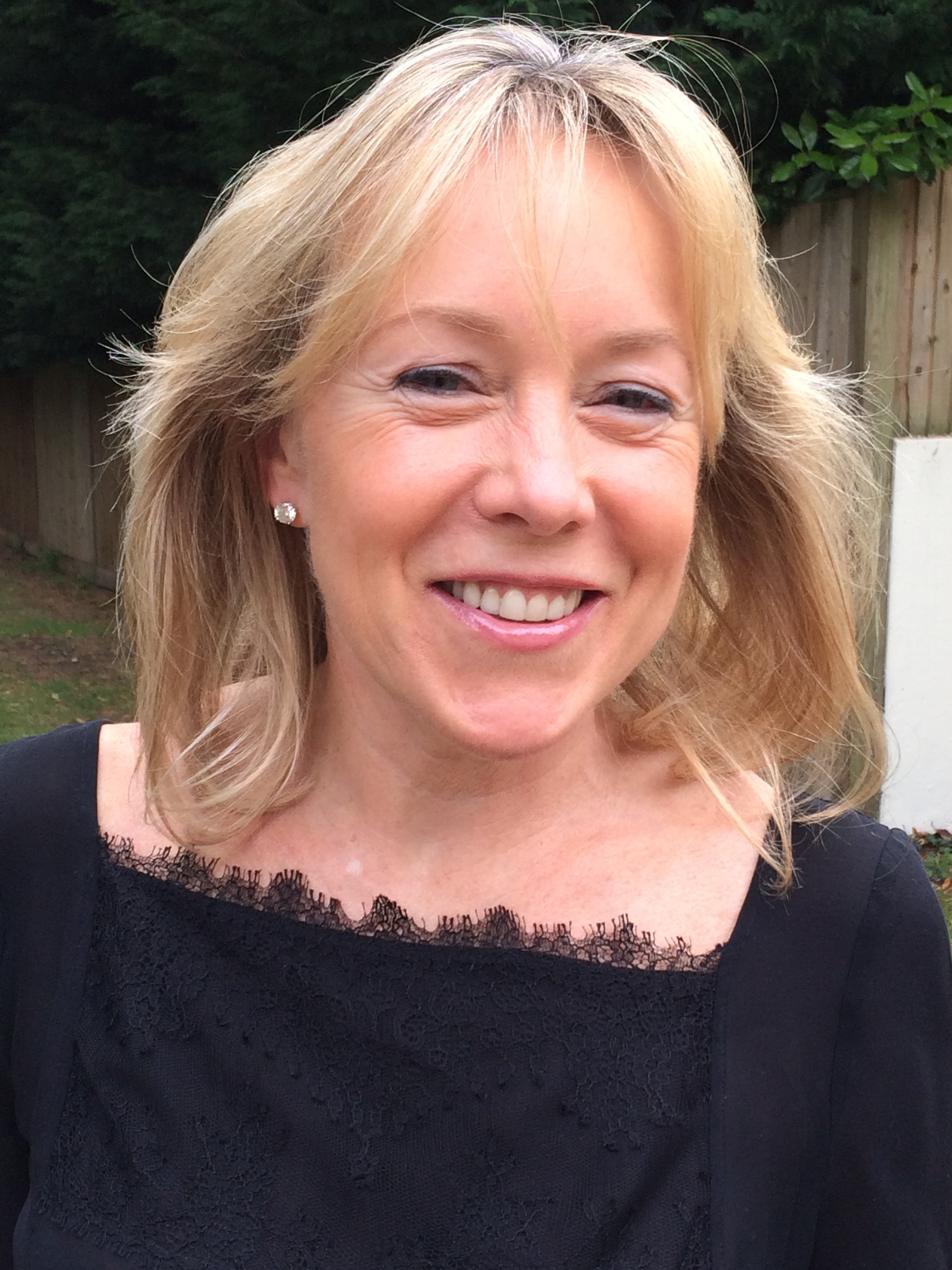 Julie Crawford Trustee / Fundraiser Married with three daughters, Julie studied Art History and Art in Dublin and Christies London. Julie has done extensive work with Cheshire Homes and Destiny of a Child over the years.