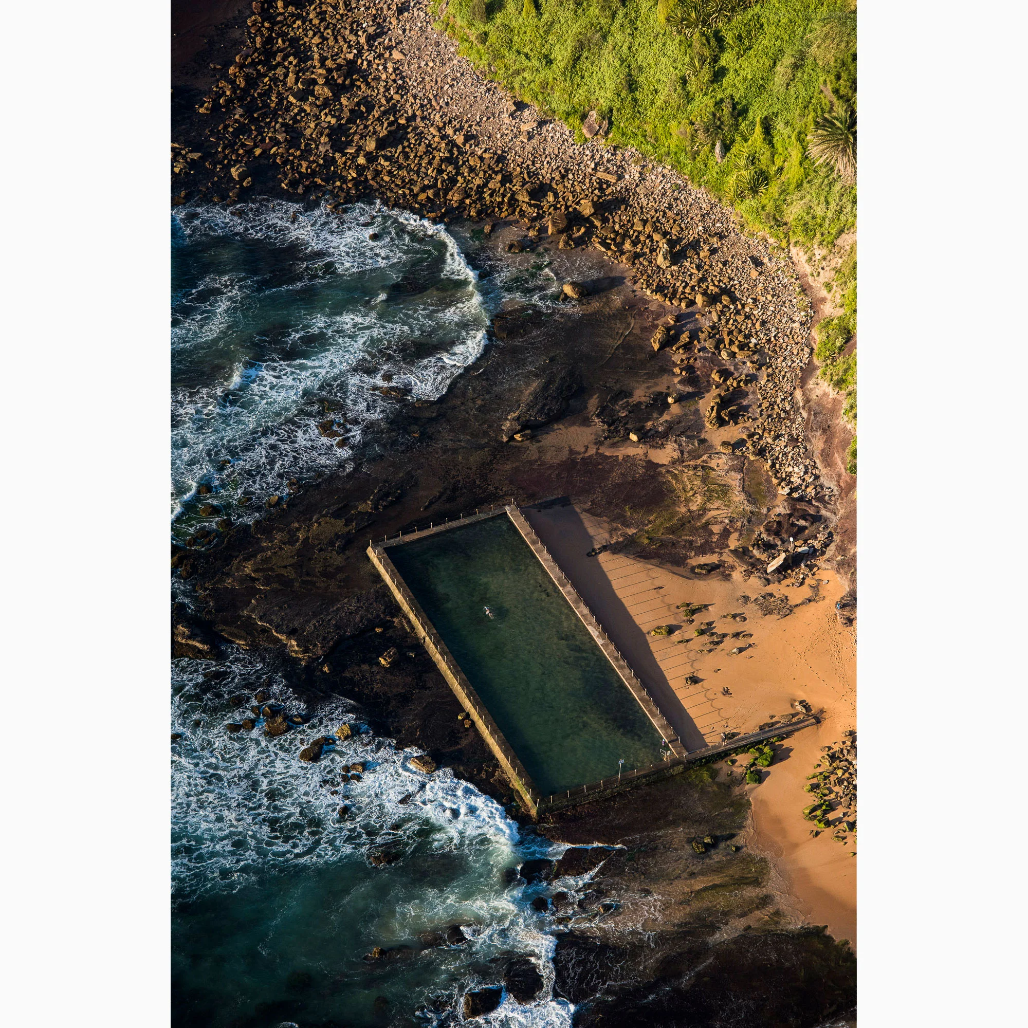  Cliff Pool