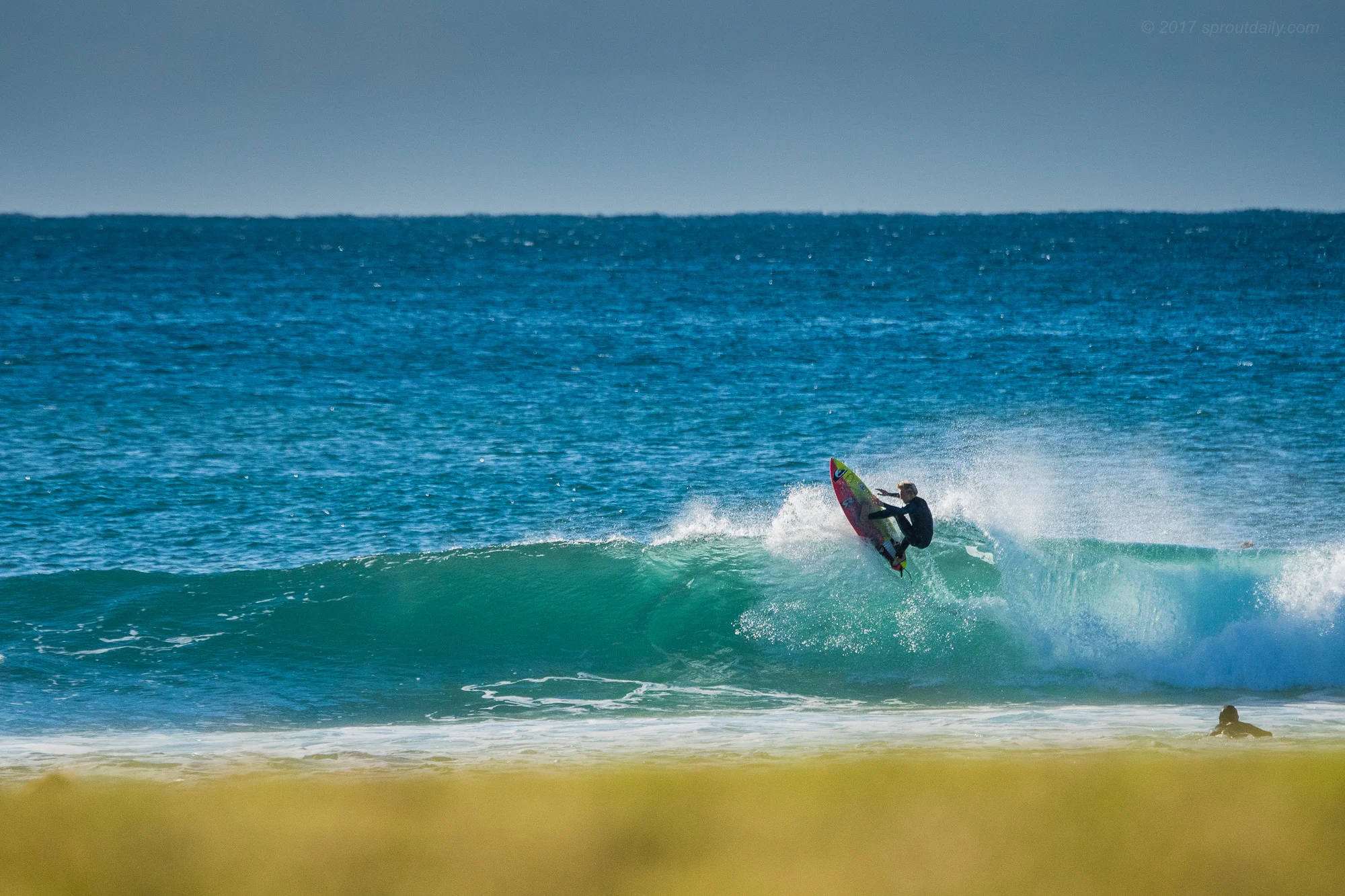 Axel finding vert on a screamer