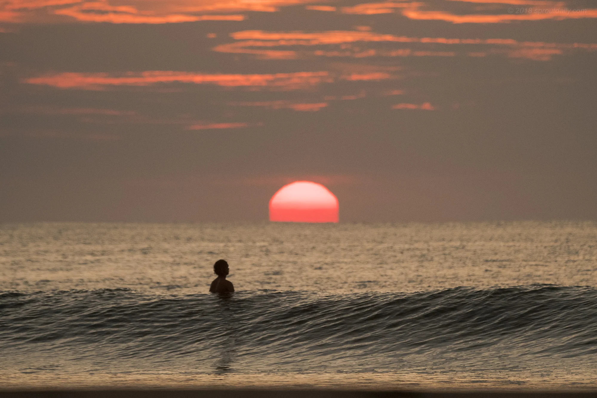 The sunrises over the Pacific down south in Mex - go figure?