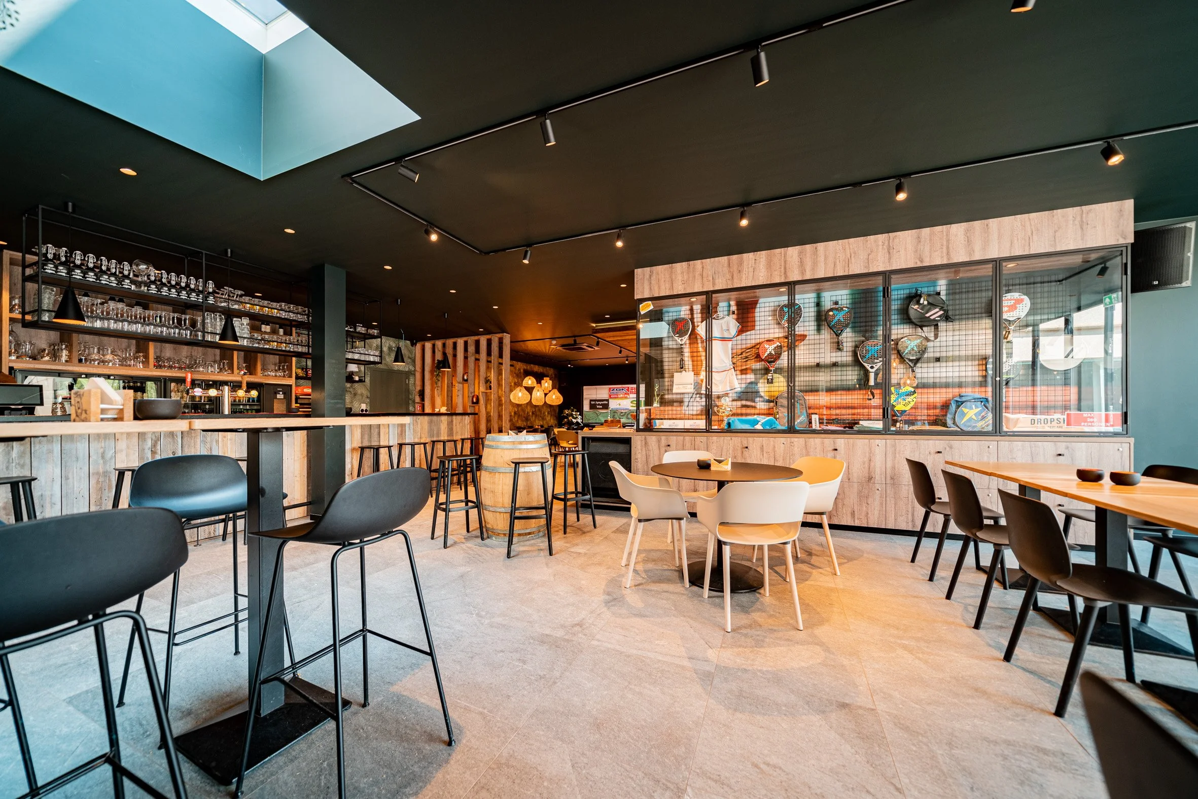 Dropshot Berlabar Berlare - Studio XR-10.jpg