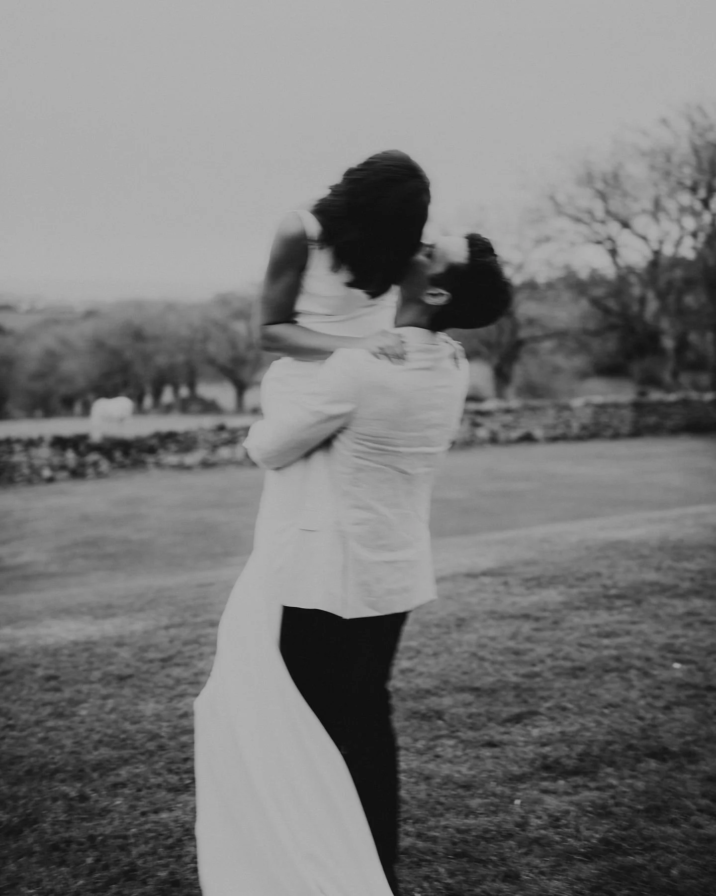 Sarah + Archie what a pleasure it was to capture the story of your wedding.
#lead photographer @twofolkfilms 

#southcoastwedding #weddingphotography #weddinginspiration