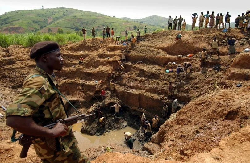 Image from Eeric Feferberg/AFP/Getty Images: source:http://www.ibtimes.com/congos-conflict-minerals-us-companies-struggle-trace-tantalum-tungsten-tin-gold-their-2102323