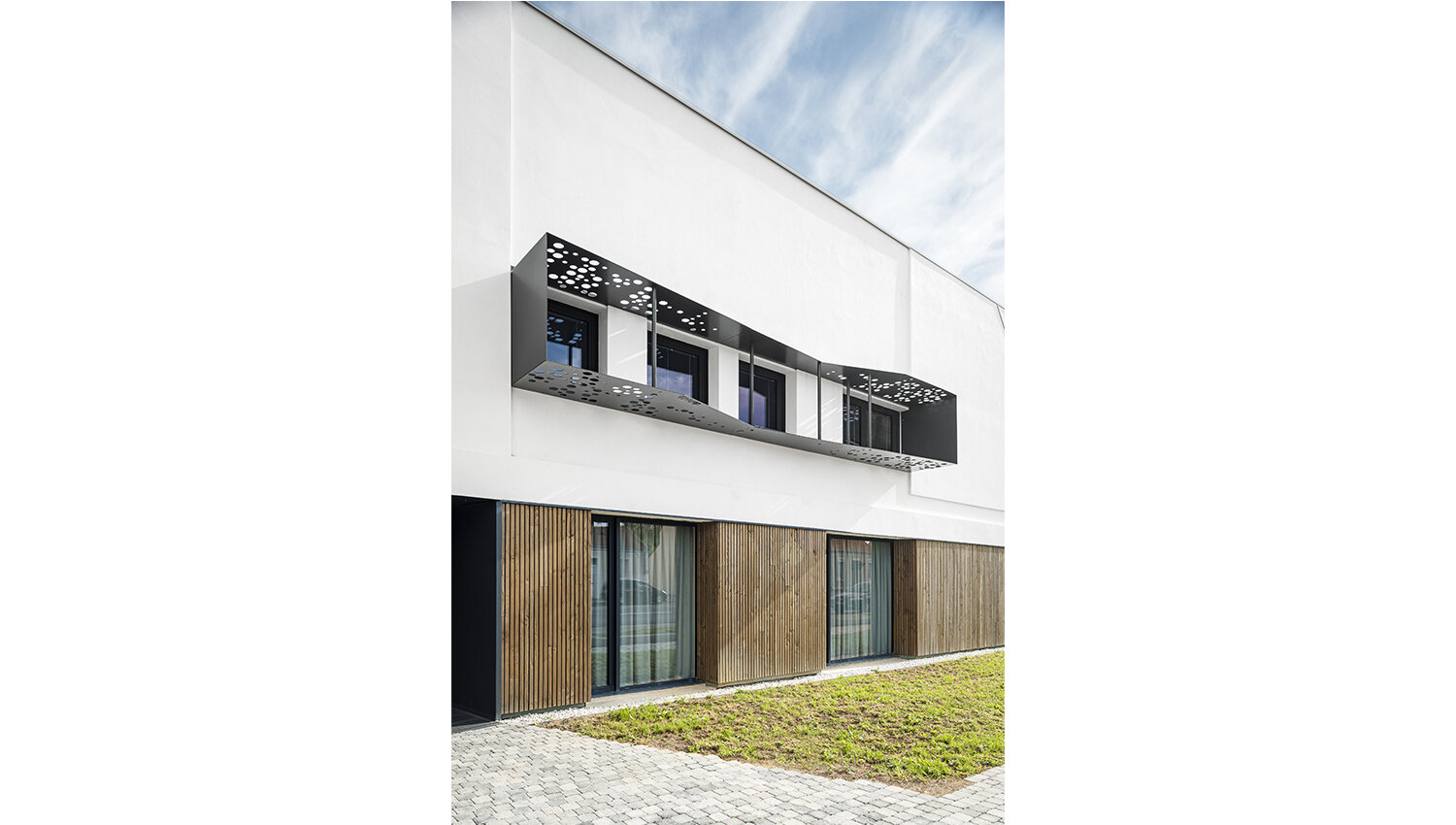 notadoo-facade-commerce&tertiaire-equipement&tertiaire-alterlab.jpg