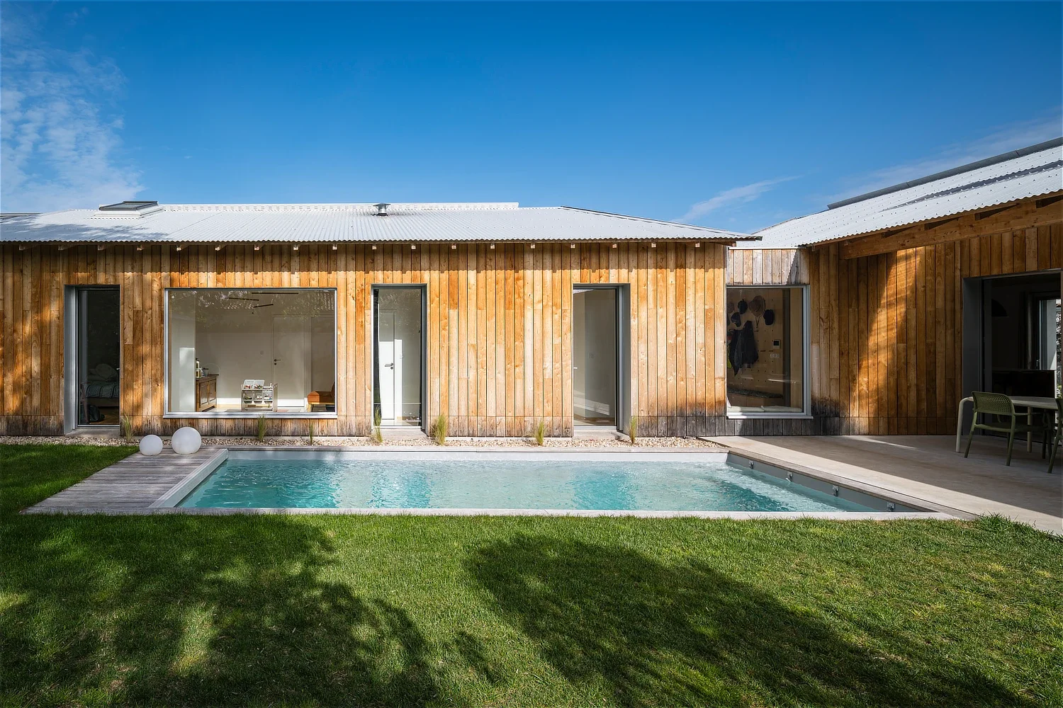 MAISON_REVELEN_HD_02_8256px.webp