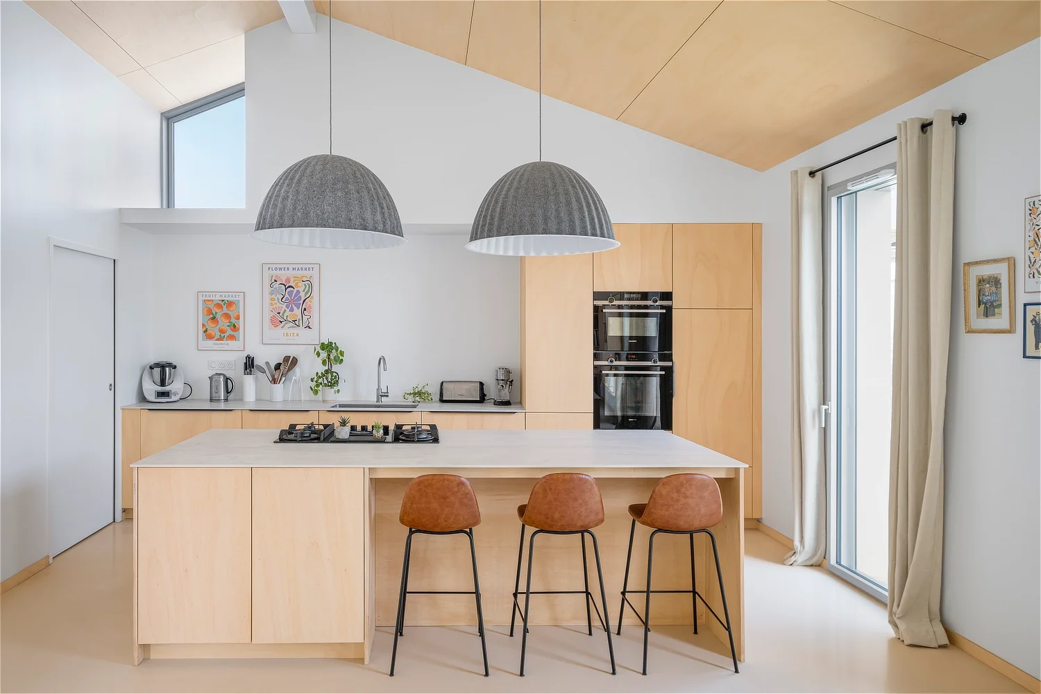 MAISON_REVELEN_HD_07_8256px.webp