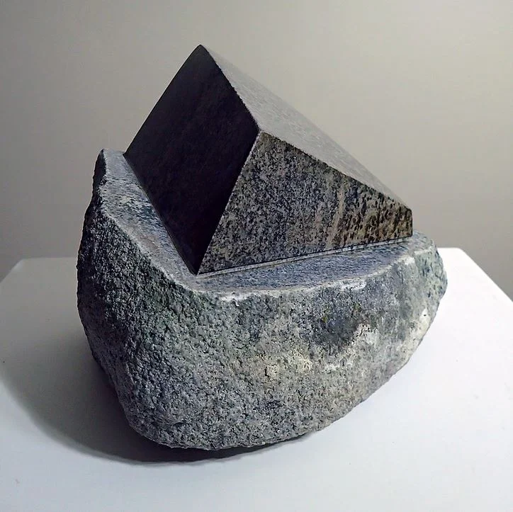 Doorstop II - 2019, Lewisian gneiss, 20 x 15 x 10 CM, 8 kg. (650