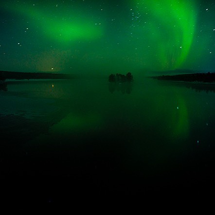As above, so below. And perhaps also within... #magic #auroraborealis #northernlights