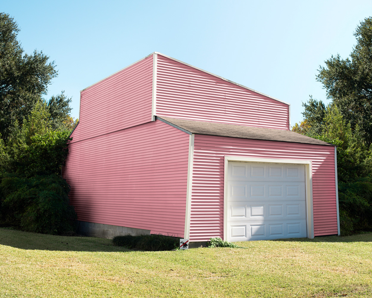 Pink-Garage,-LA.jpg