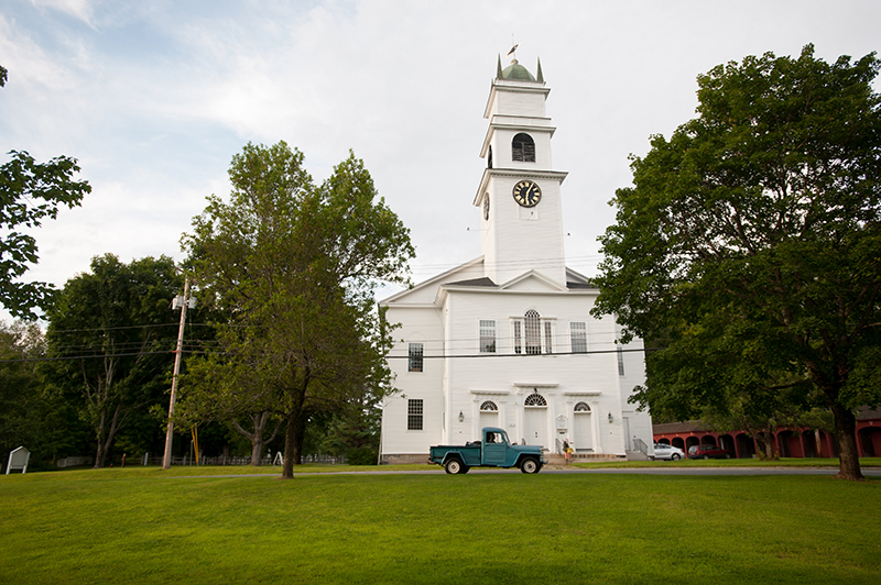 Lyme Congregational Church - Near Dowds' Country Inn - Lyme, NH - https://70c97aaea282a207d81b-f84eee09323602e80e90b9678fa5fc9b.ssl.cf5.rackcdn.com/wp-content/uploads/2014/06/08072013-380.jpg