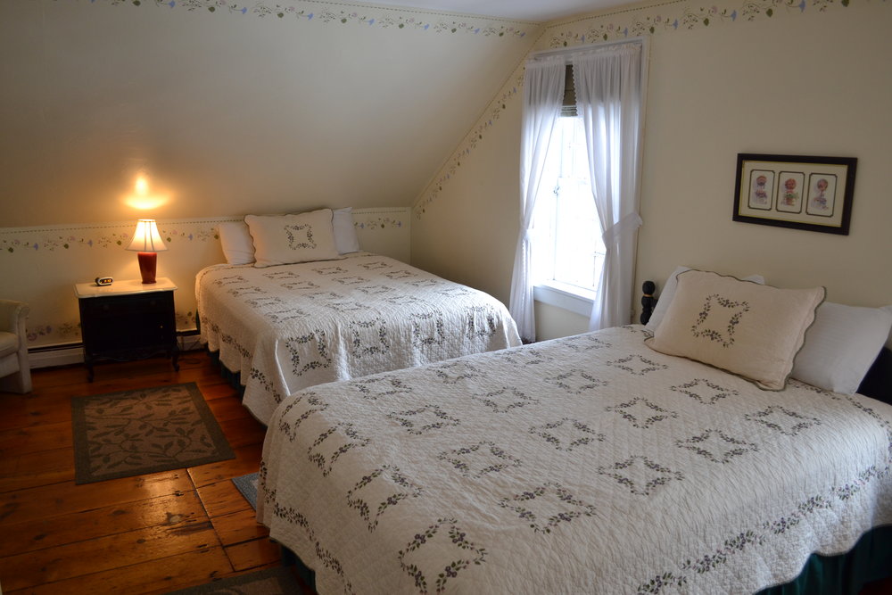 Hitchcock Room: The Dowds' Country Inn