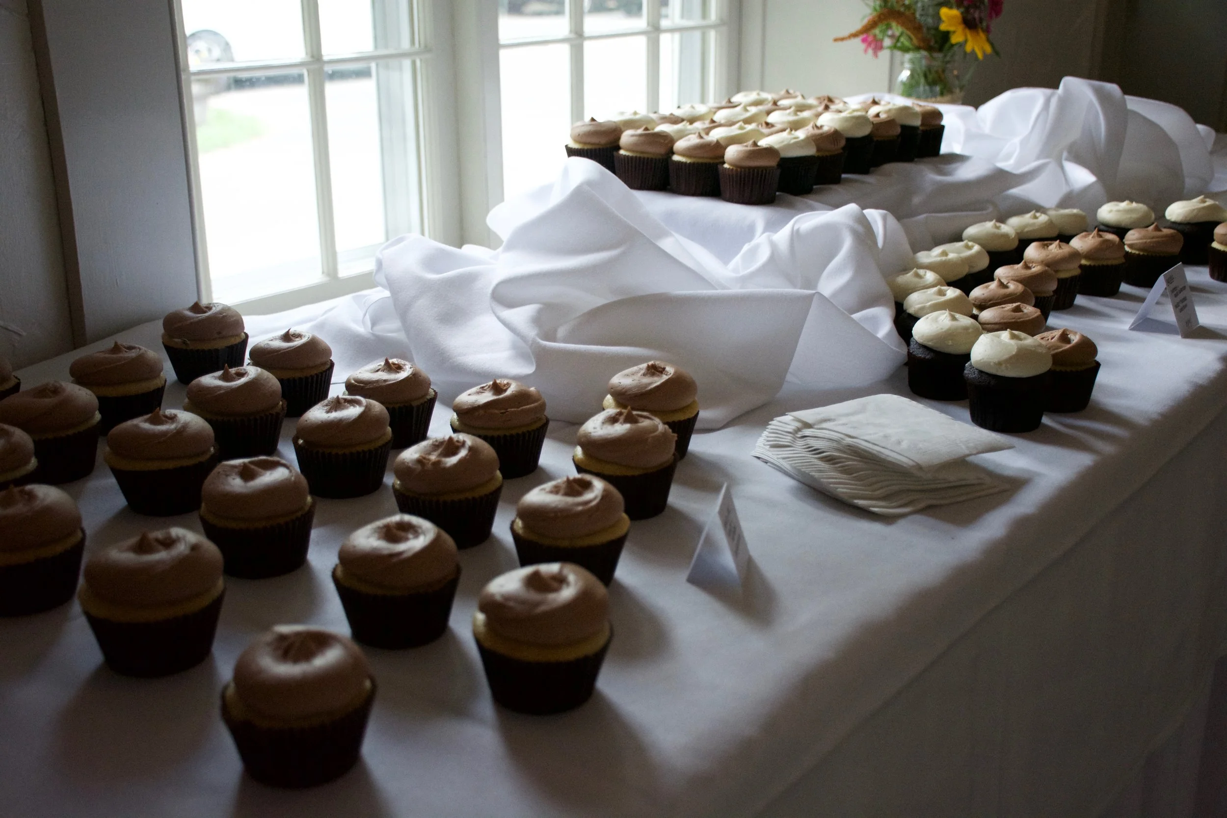 Cupcake Display - Dessert Options for your Wedding Day
