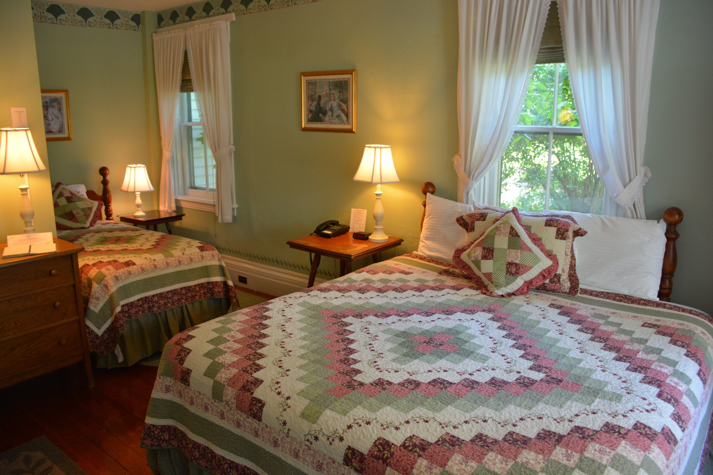  The Dowds' Country Inn   NOW OFFERING EXTENDED STAYS    Guestrooms   Extended Stays   Private Events  