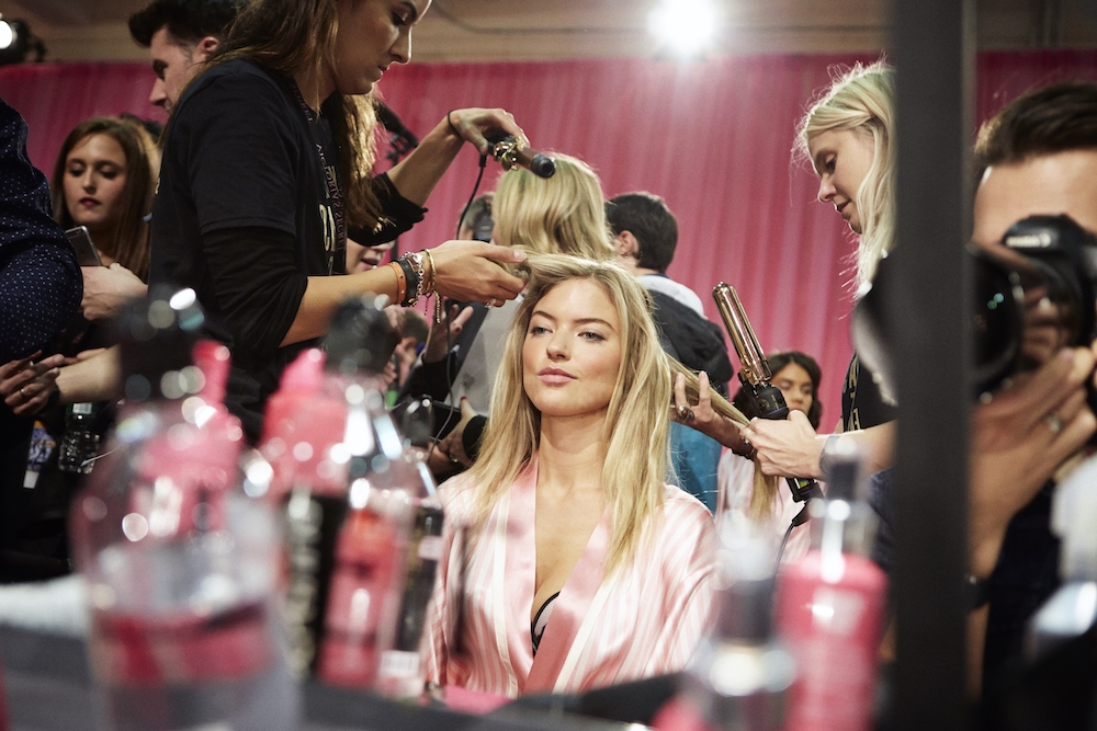 VS BACKSTAGE (glen allsop) 030 .JPG