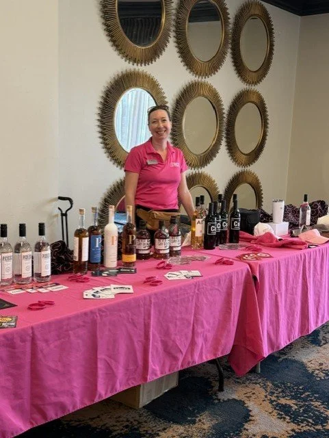 Beth Uselton - at Prize table.jpg