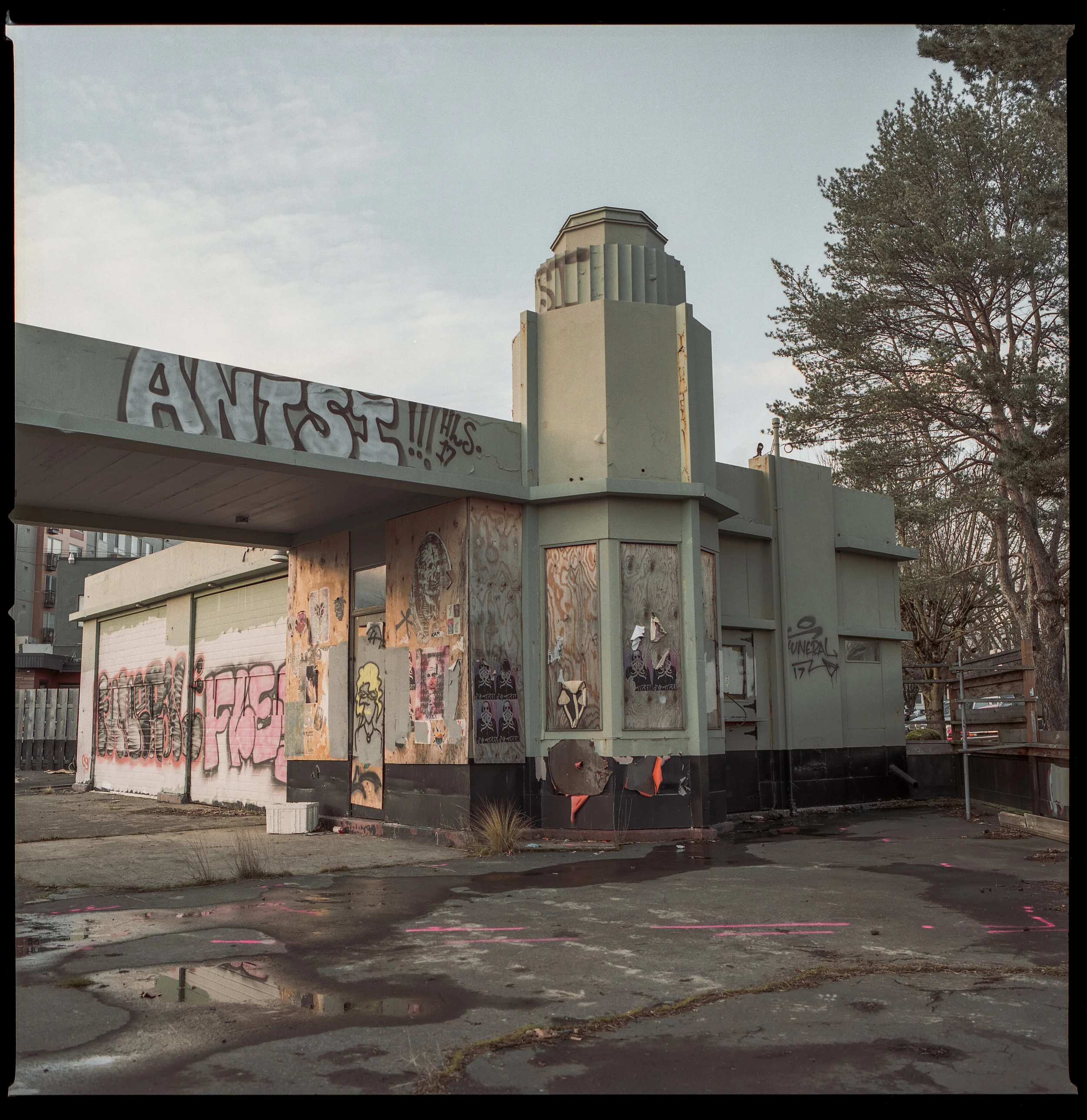 Filling Station (Border) (Industrial).jpg