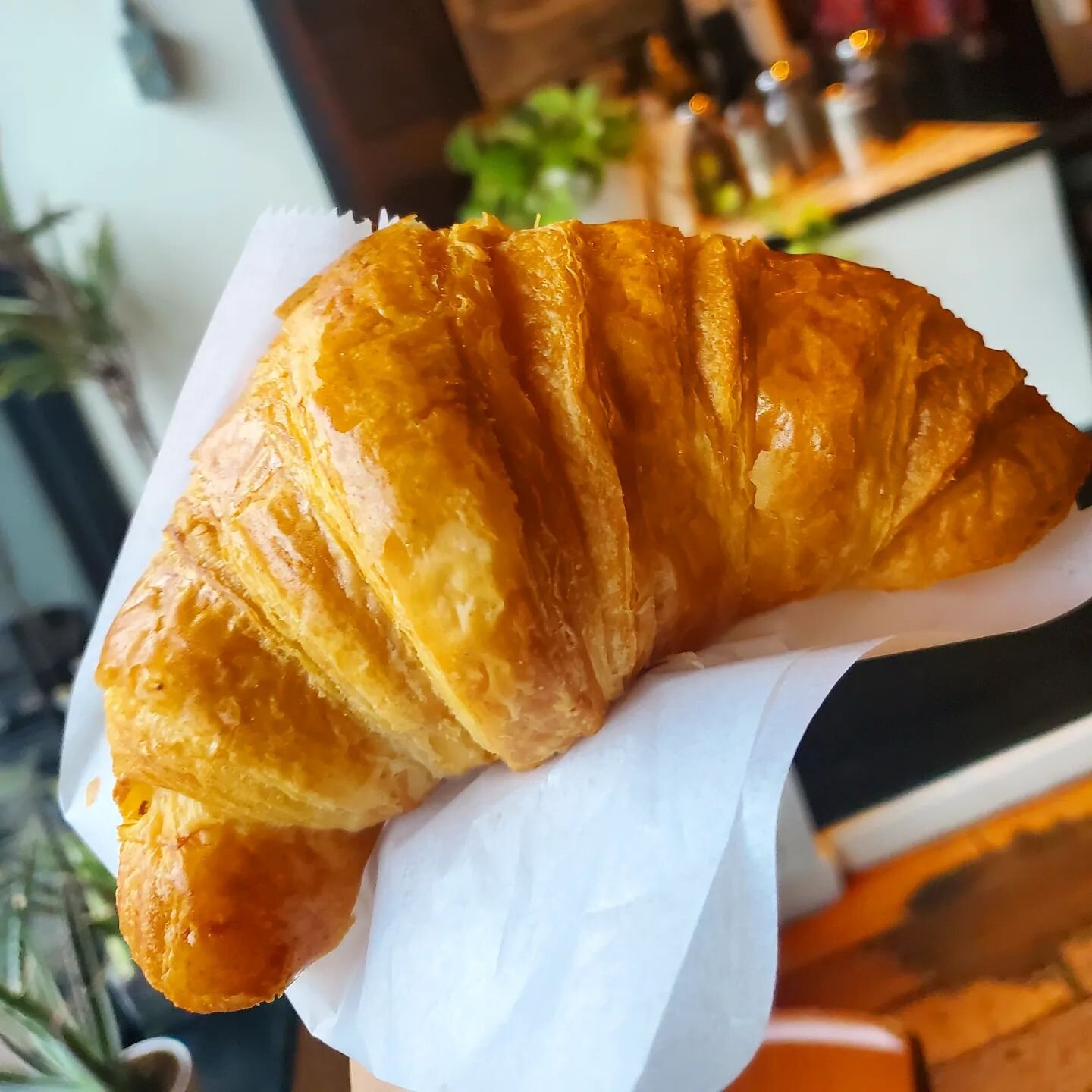 Oh @balthazarbakery perfect 🥐 every time. Tip: ask for yours warmed up 🔥. You're welcome 💞.