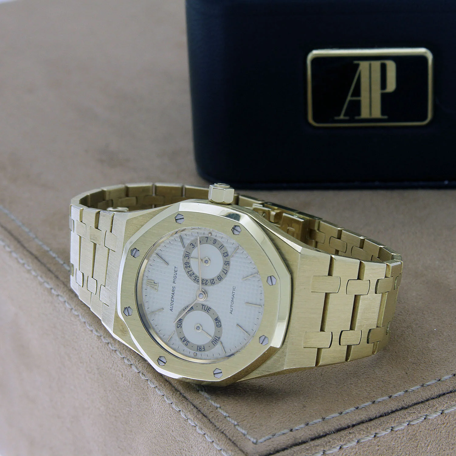 Mens Royal Oak Day Date 18k Solid Yellow Gold "Owl" Ref 25572 Automatic