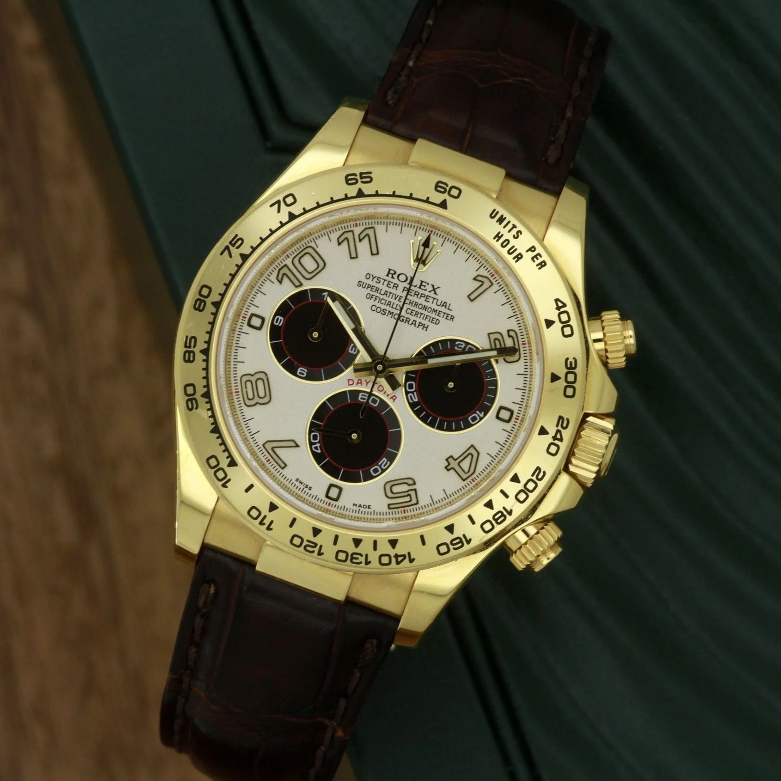 Rolex Daytona Auto 40mm Yellow Gold Mens Strap Watch Chrono 116518 Arabic