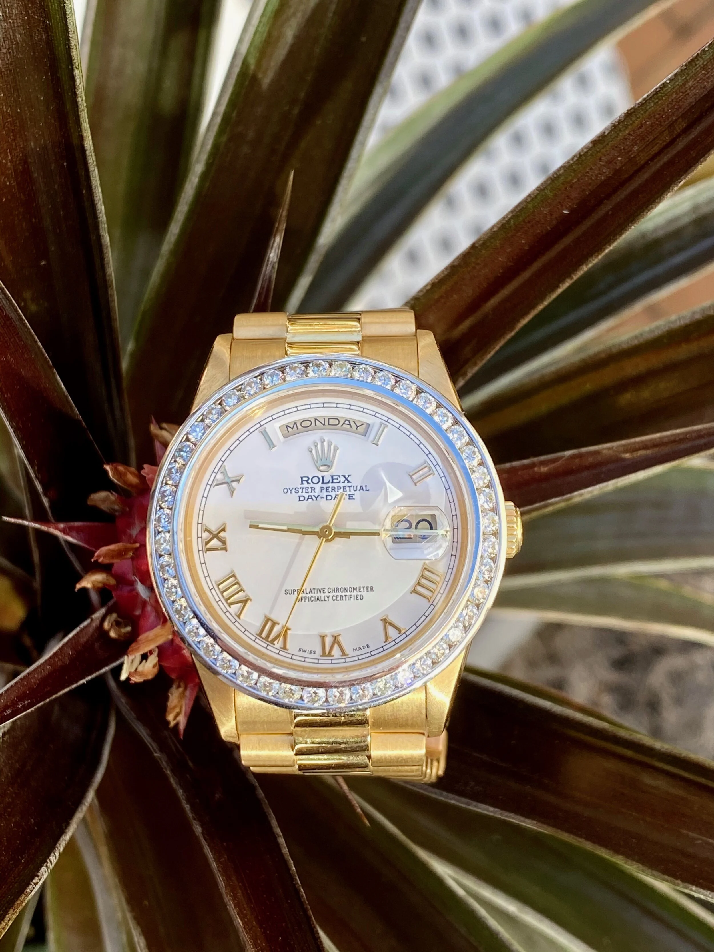 Rolex Day-Date President 18238 Double Quickset White Roman Dial-Diamond Bezel E Serial