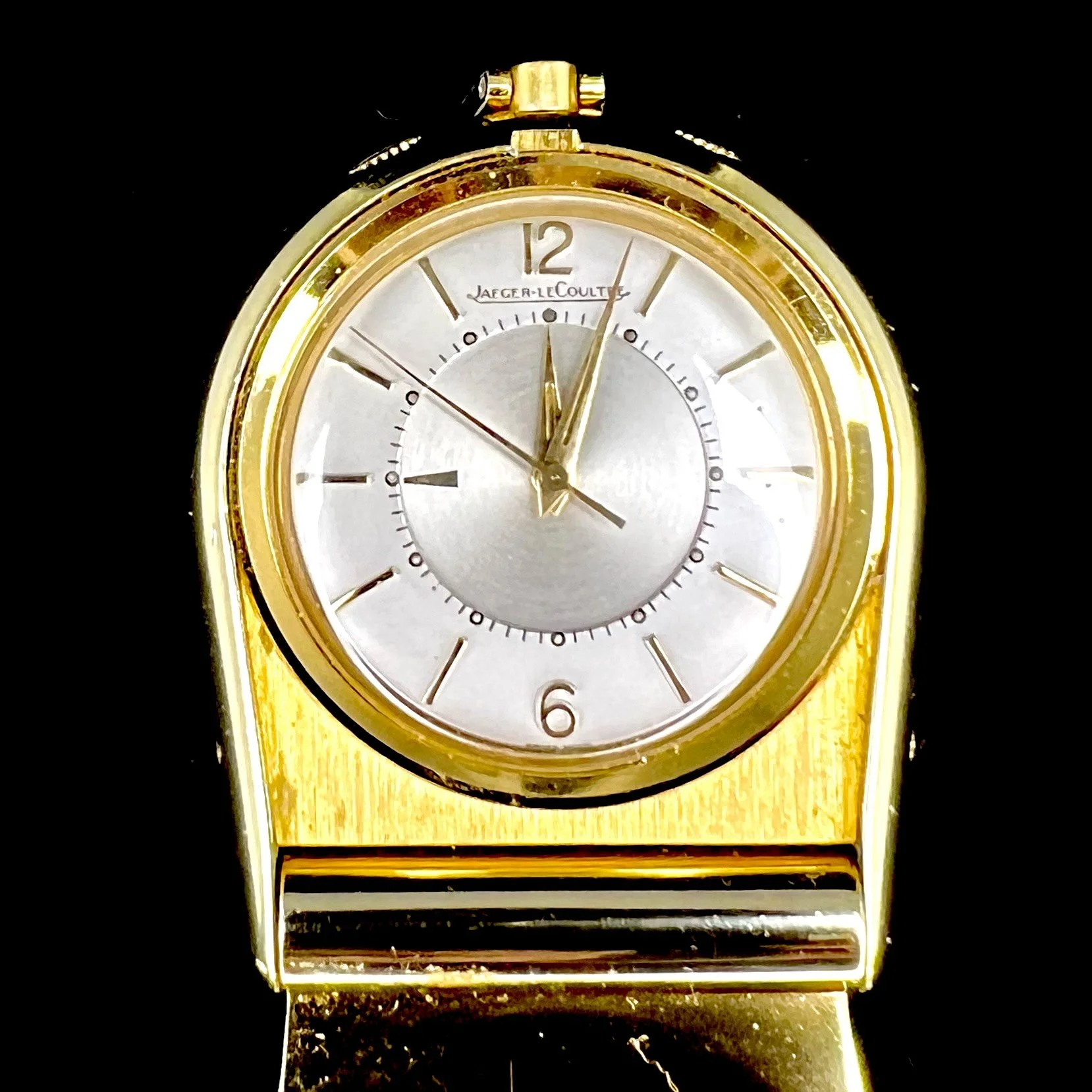 Beautiful Jaeger LeCoultre memovox travel alarm made in the 1960´s