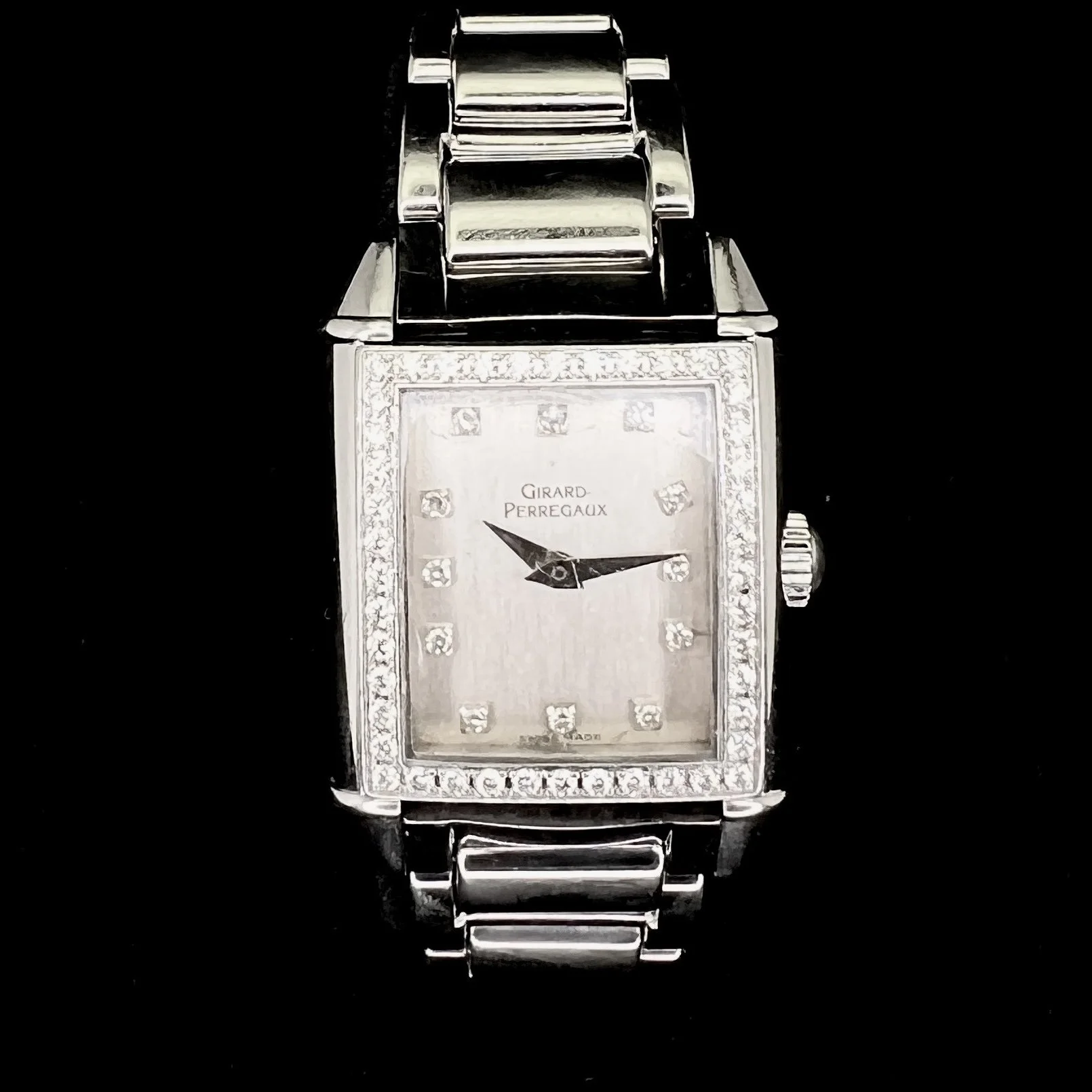 Girard Perregaux Vintage 2592 Steel Diamond Quartz 23MM Watch