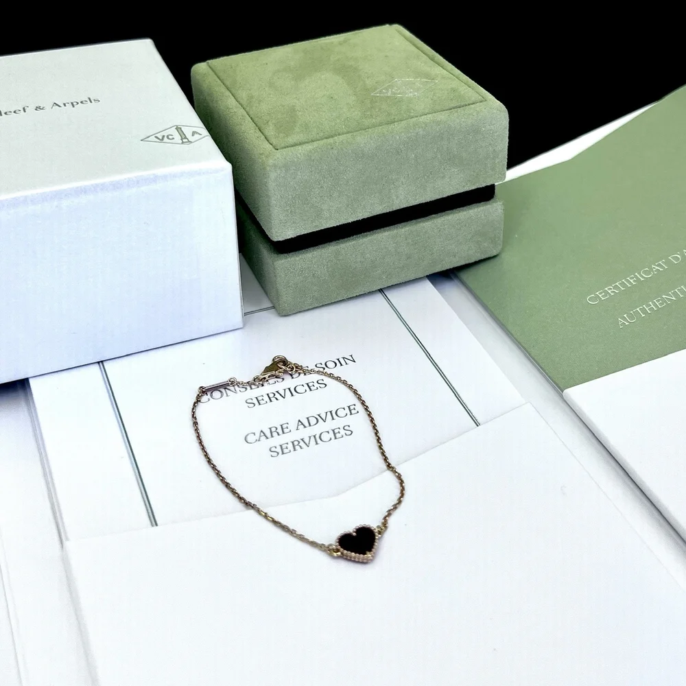 【Van Cleef＆Arpels 】スウィート アルハンブラ Heart Bracelet Van Cleef & Arpels 18k Rose Gold and Carnelian Sweet