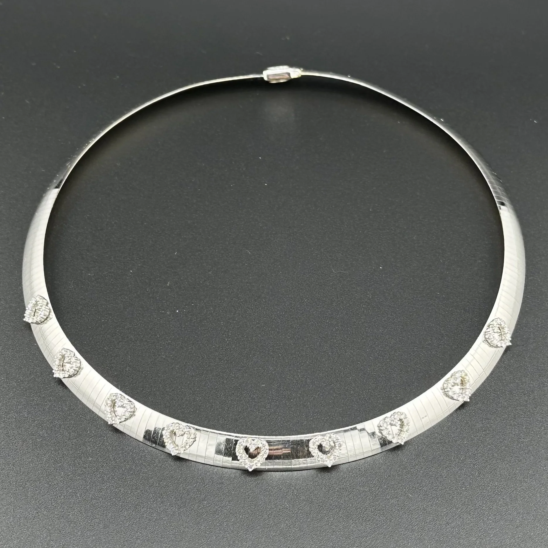 2.25CTW SI1 G-H ROUND DIAMOND HEARTS OMEGA CHOKER 14K WHITE GOLD 16"