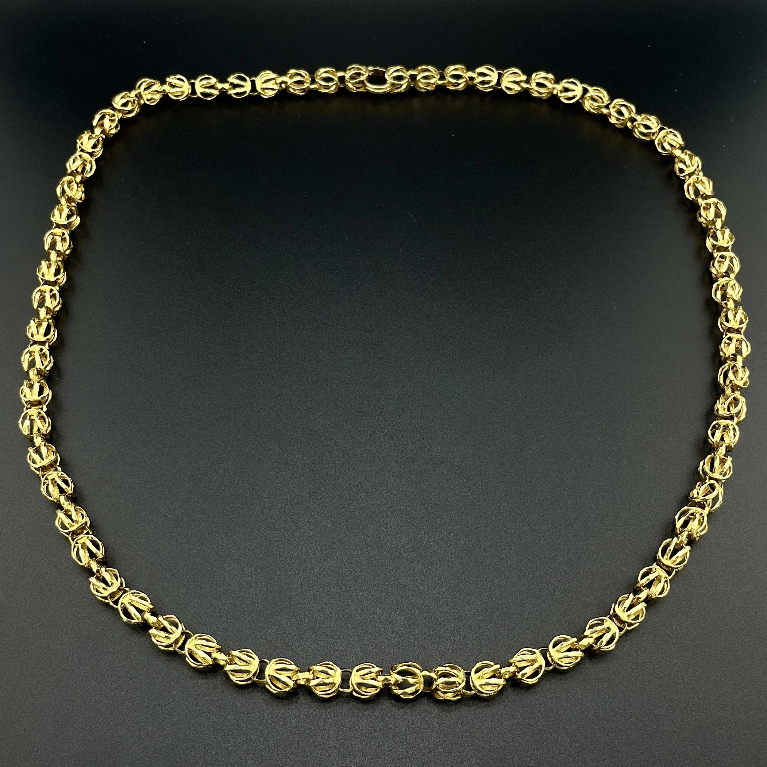 Authentic Tiffany & Co. 18k Yellow Gold Unique Basket Link Necklace 1960's 30in