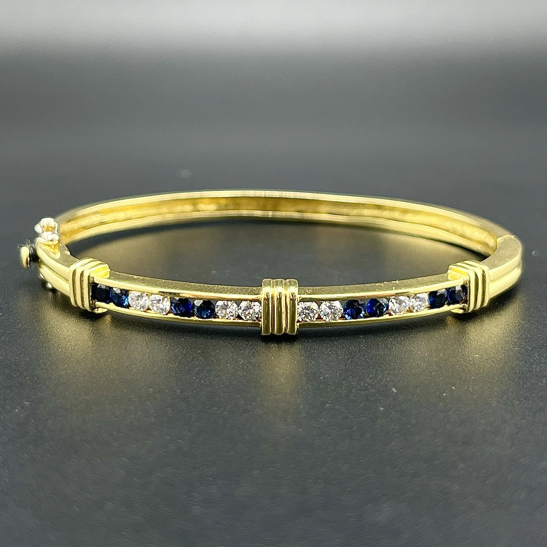 1CTW BLUE SAPPHIRE & 0.64CTW VS2 E-F DIAMOND CHANNEL-SET BANGLE BRACELET 18K YG