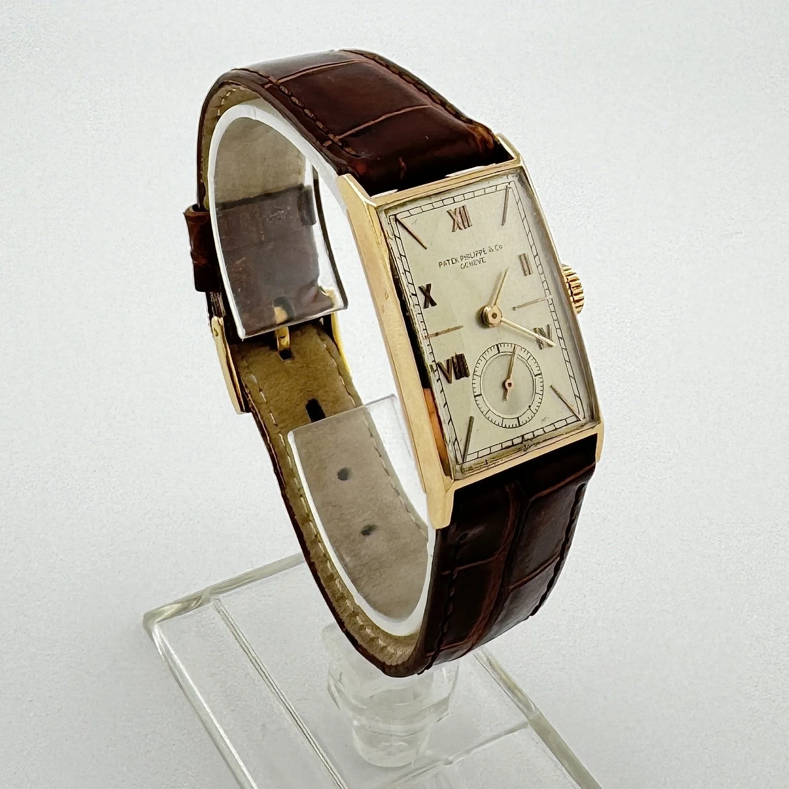 VINTAGE PATEK PHILIPPE RECTANGULAR 18K ROSE GOLD MANUAL 20MM CIRCA 1938