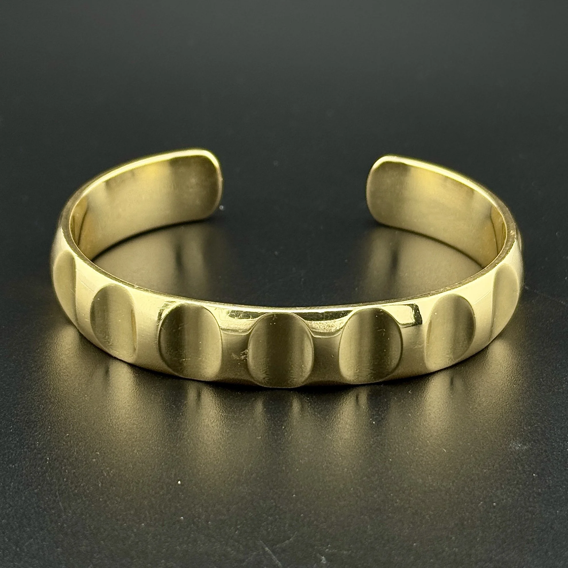 TIFFANY & CO PALOMA PICASSO GROOVE 12MM CUFF BRACELET - 18K YELLOW GOLD