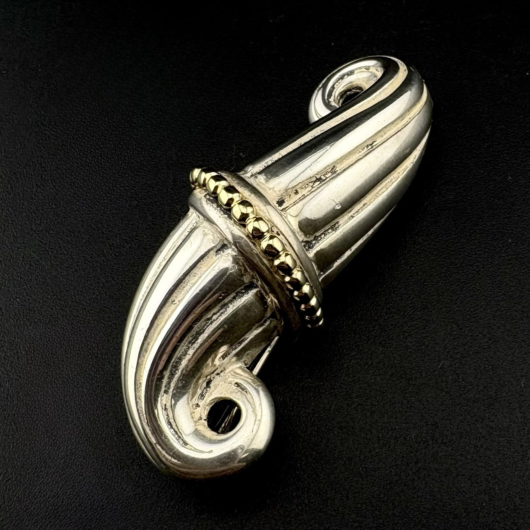 BROOCH2.jpg