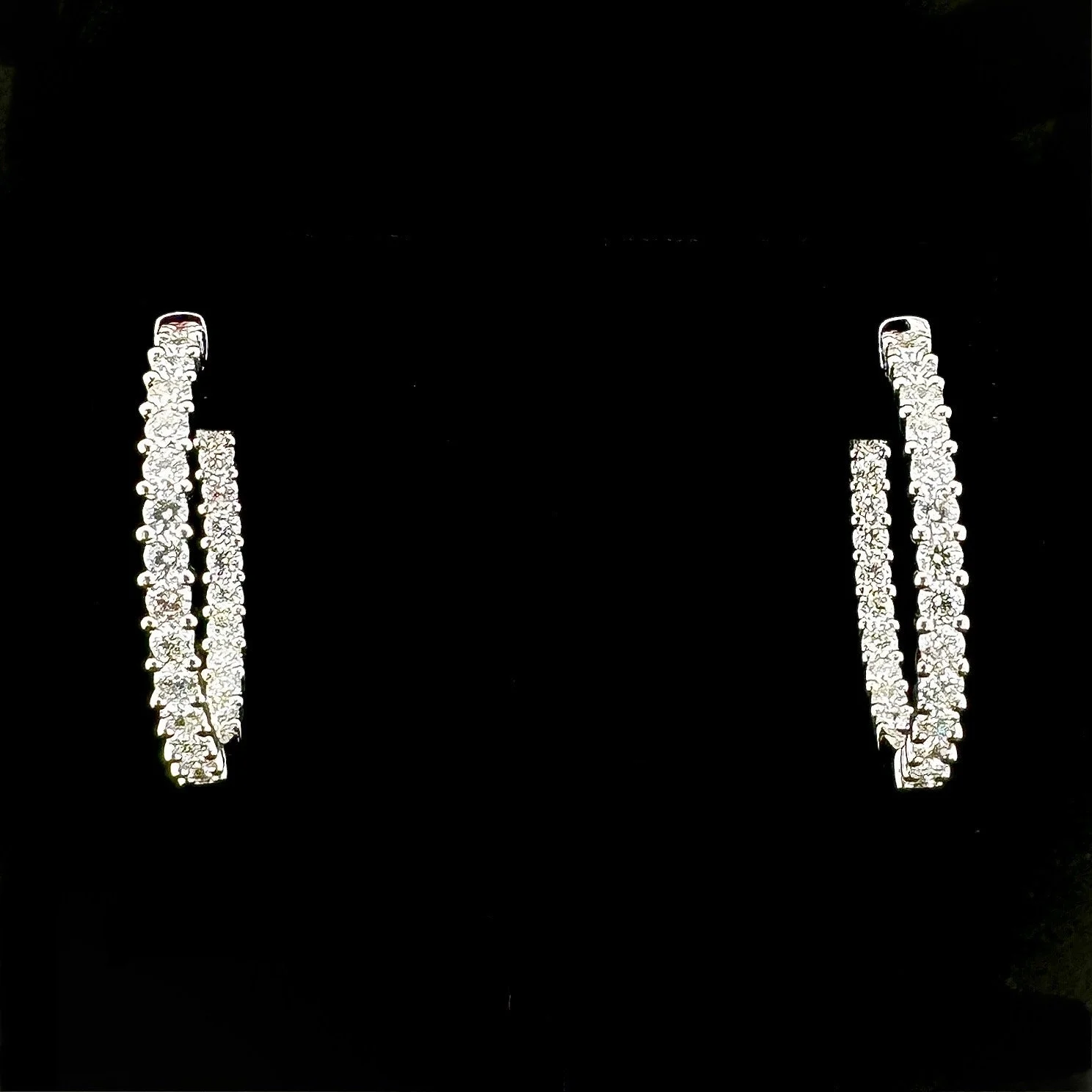 5.60CTW ROUND DIAMOND HOOP EARRINGS - 18K WHITE GOLD