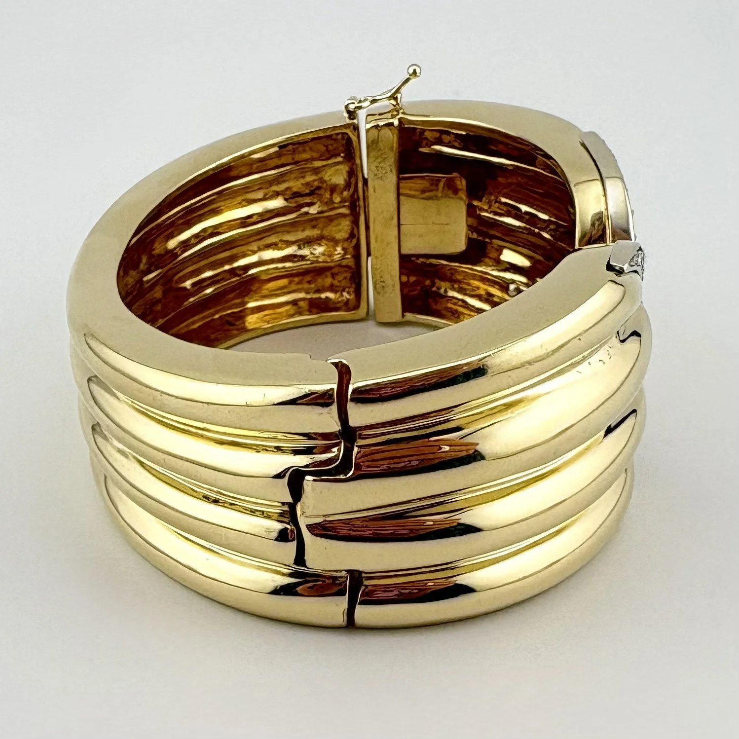 CUFF10.jpeg