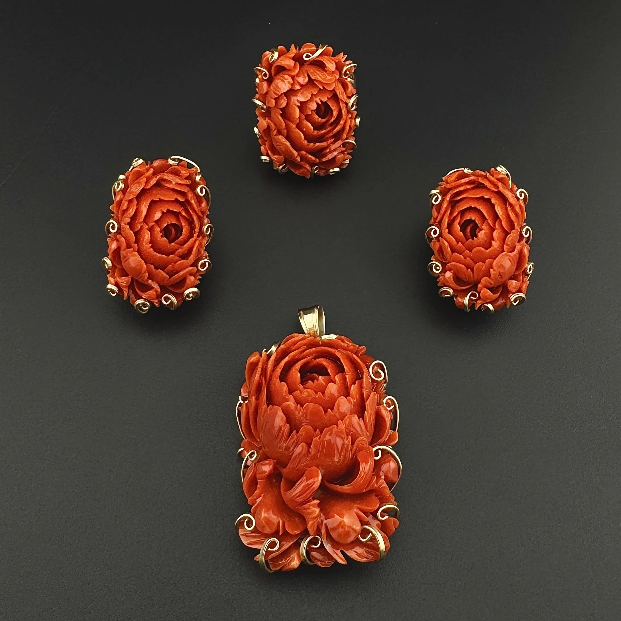 CARVED RED CORAL ROSE FLOWER PENDANT / EARRINGS / RING SET - 14K YELLOW GOLD