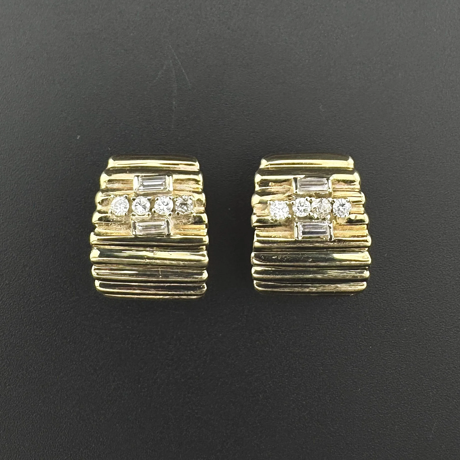 RETRO 0.48CTW ROUND / BAGUETTE DIAMOND HALF HOOP EARRINGS - 14K YELLOW GOLD