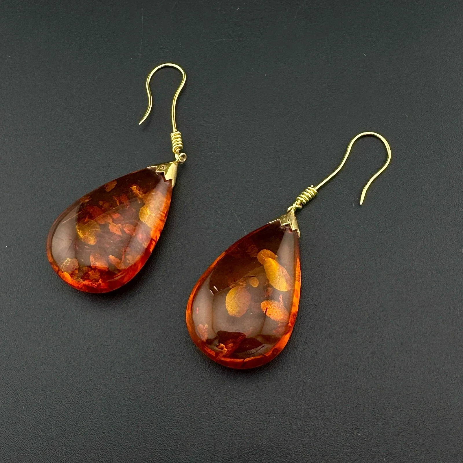 AMBER2.webp