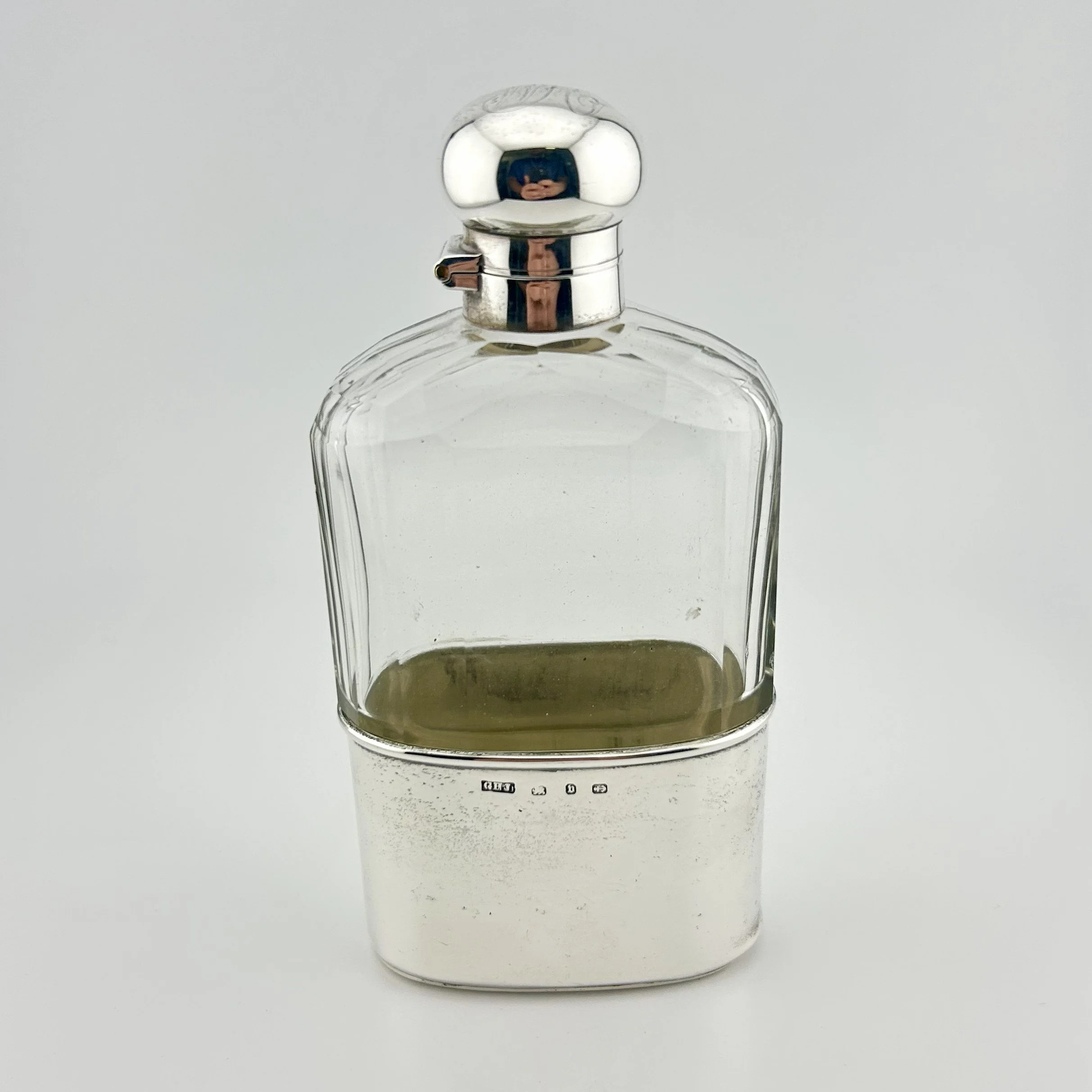 GLASS 3.jpeg