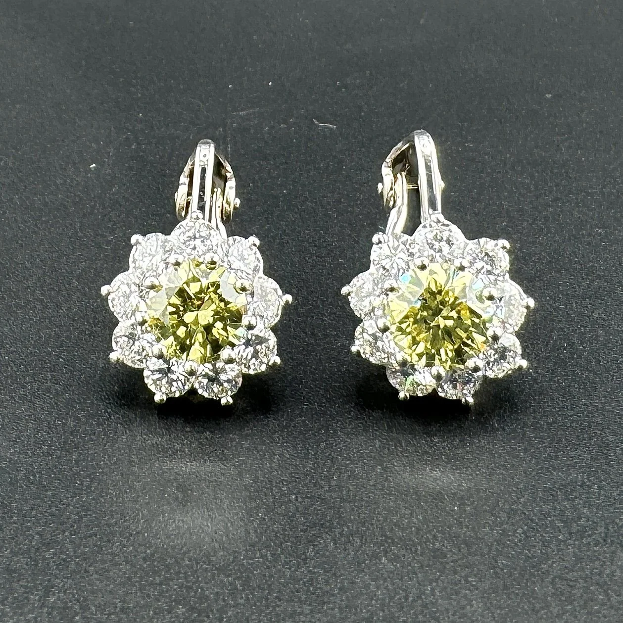 GIA 2.23CTW VS1 FANCY INTENSE YELLOW ROUND DIAMOND EARRINGS - PLATINUM - 4.03CTW