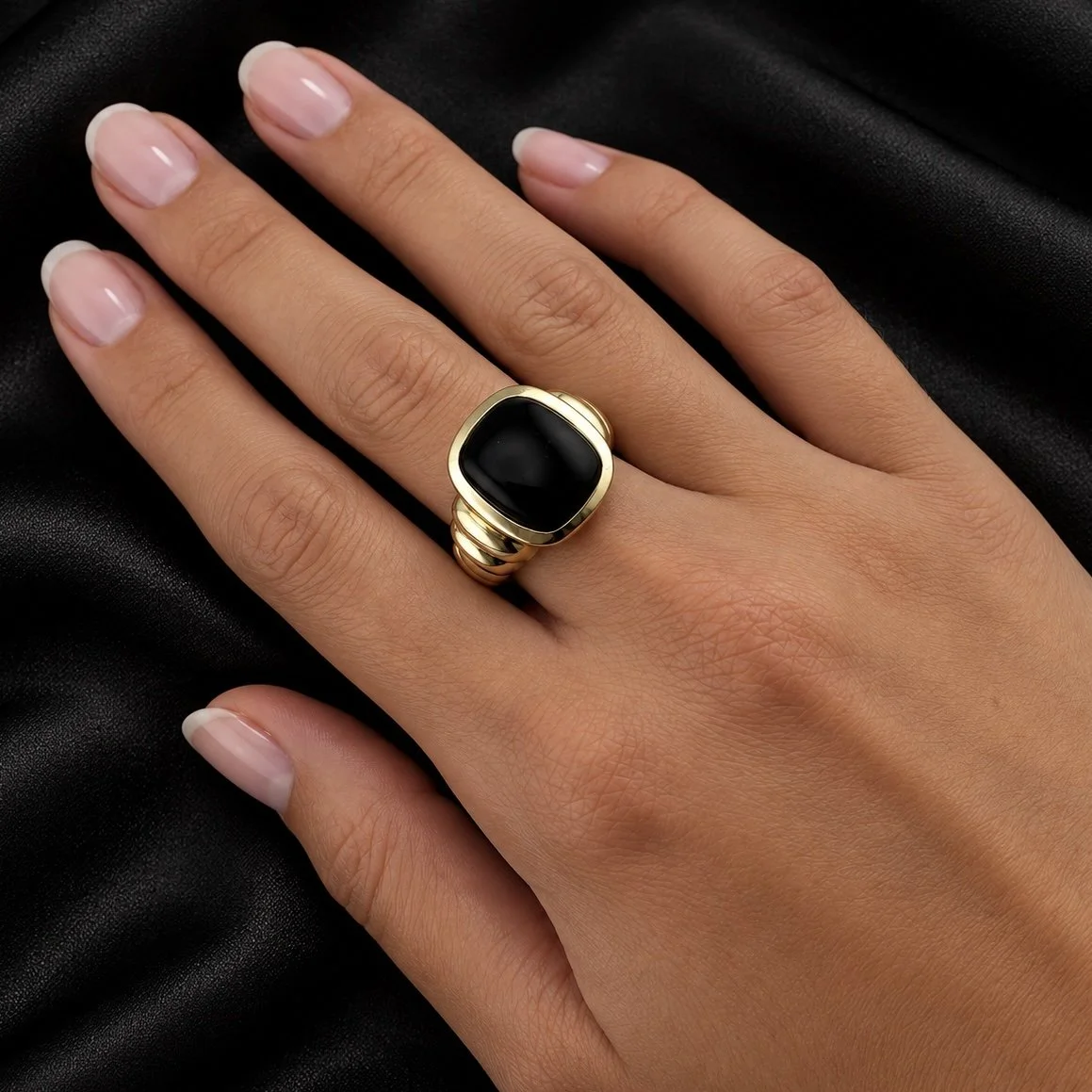 ONYX8.jpg