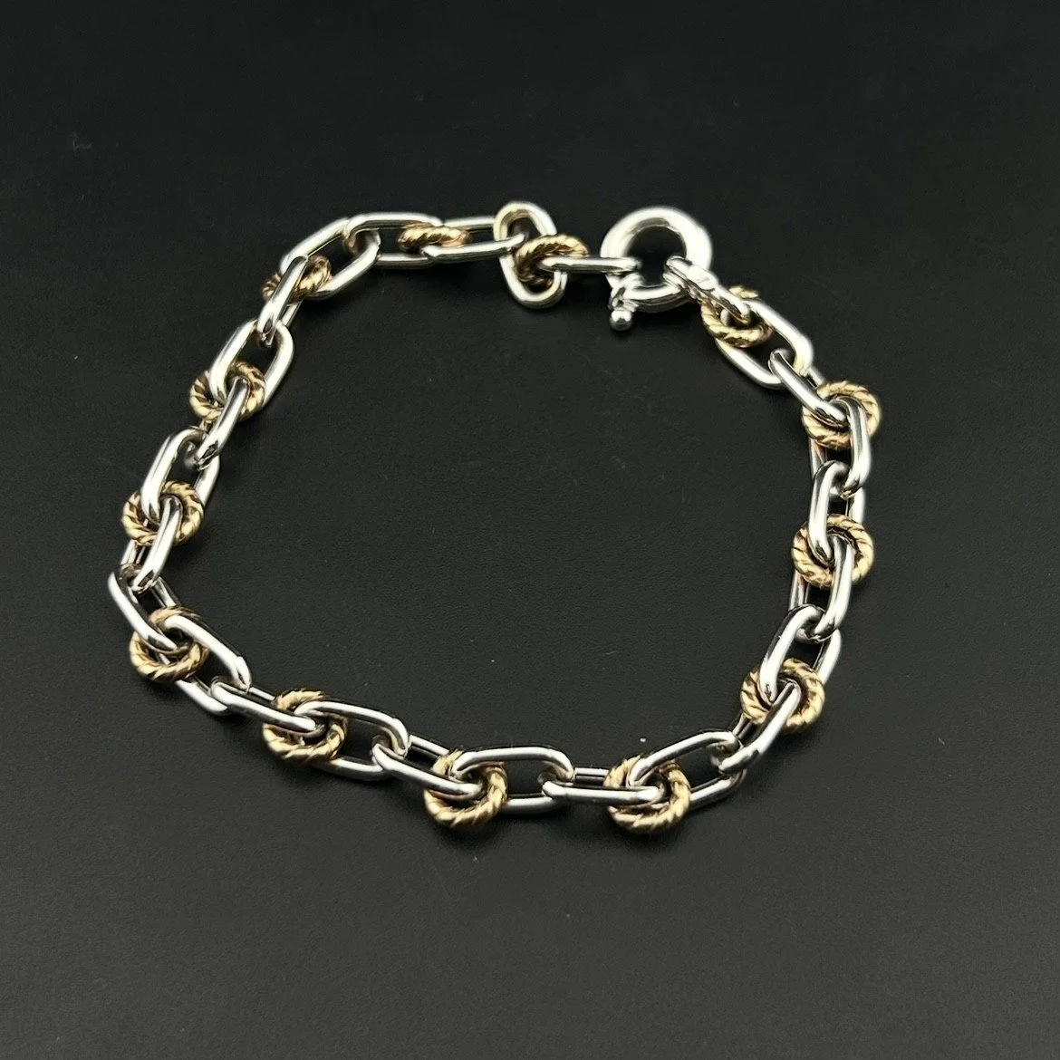 BRACELET REDO.jpeg