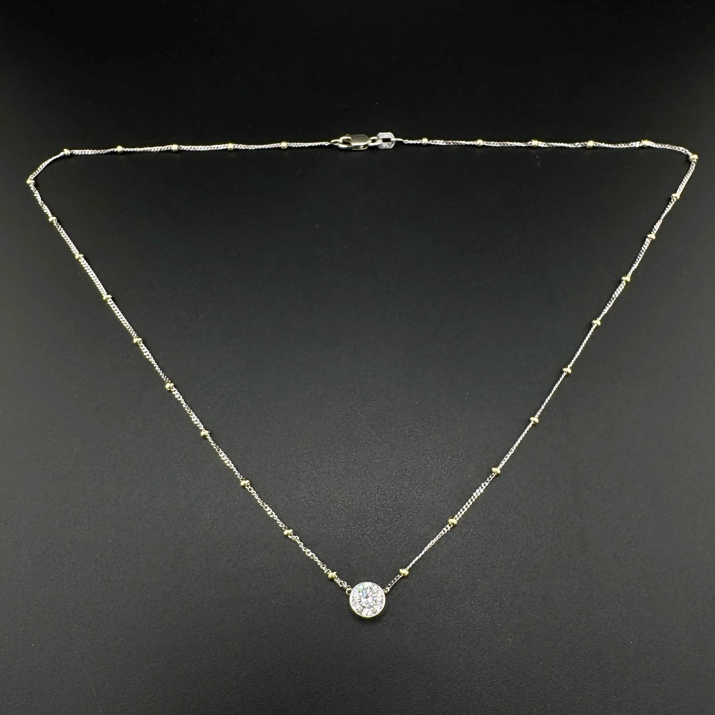 IGI 0.74CT VVS1 H ROUND BRILLIANT DIAMOND SOLITAIRE NECKLACE - 14K WG - 16"