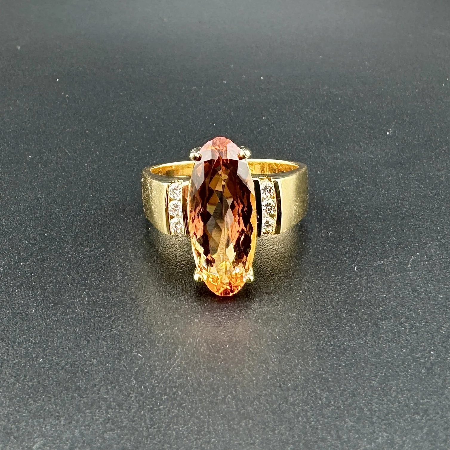 4.18CT OVAL IMPERIAL TOPAZ & 0.16CTW VS2-SI1 G-H DIAMOND RING - 18K YG - SZ 7.5