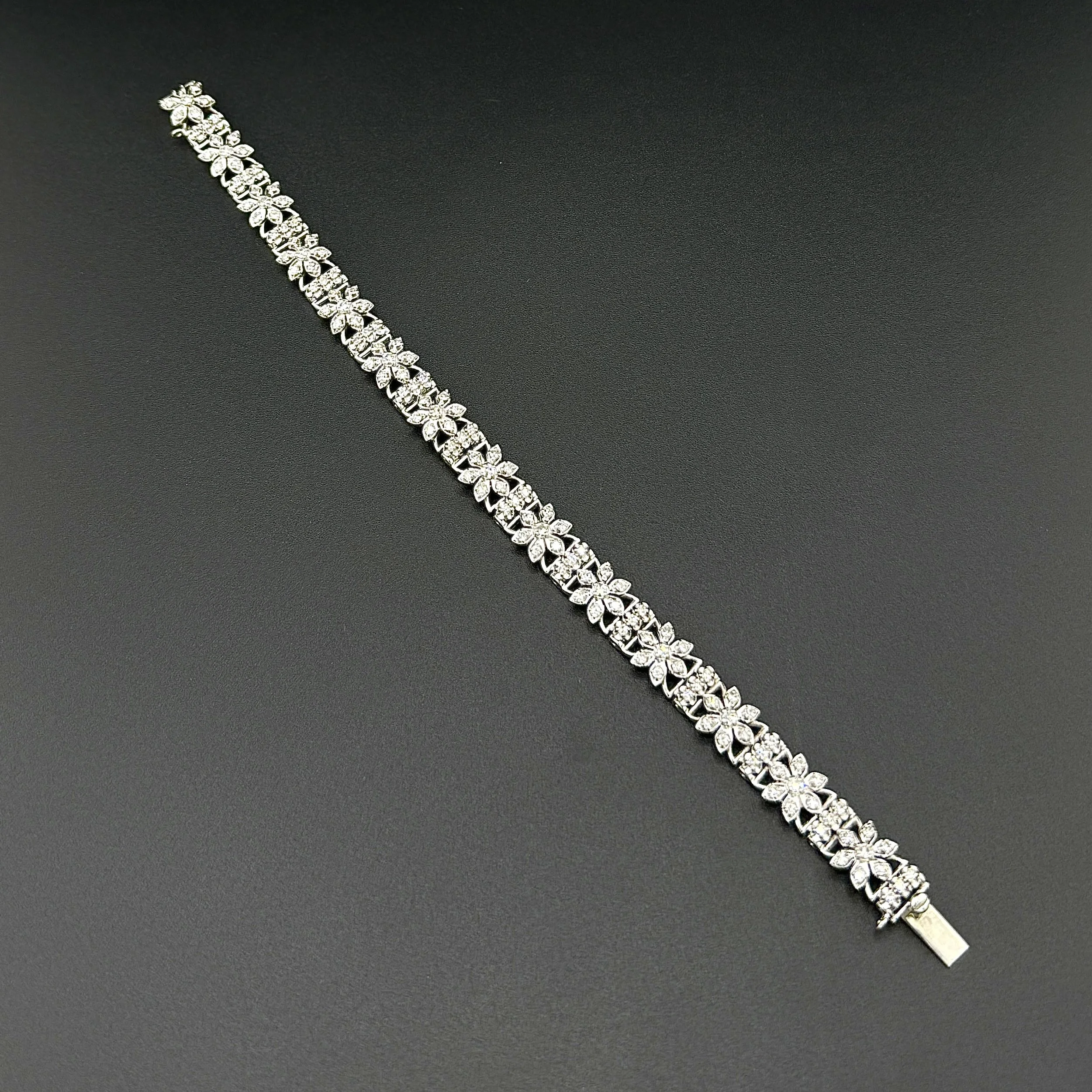 JABEL 1.54CTW SI1 H DIAMOND FLOWER BRACELET - 18K WHITE GOLD - 6.5"
