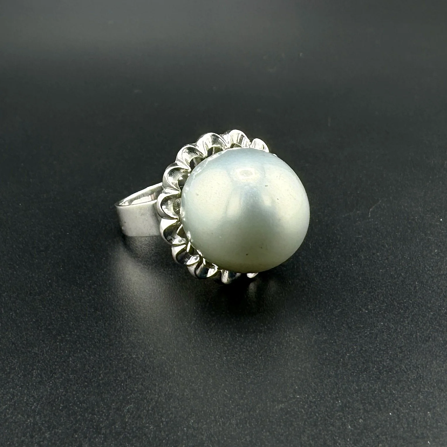 15MM ROUND TAHITIAN PEARL RING - 18K WHITE GOLD - SZ 5