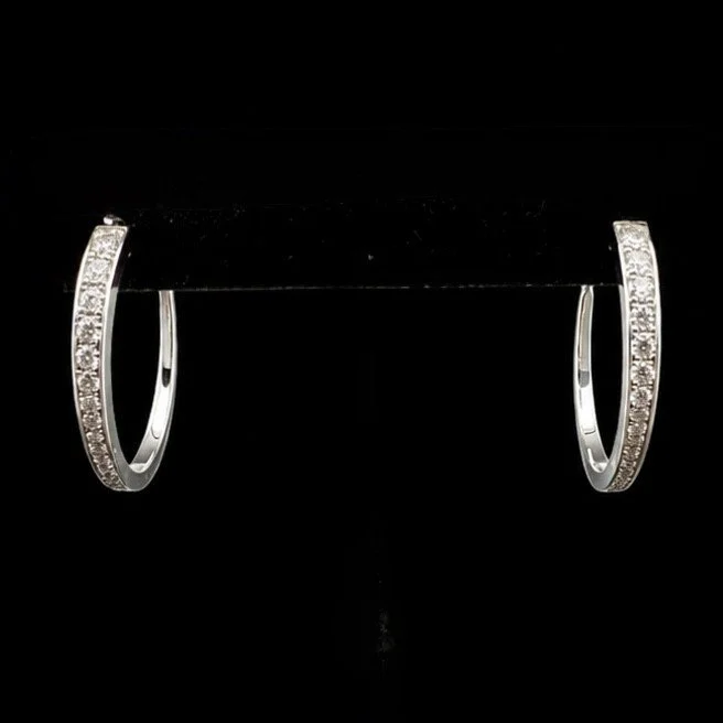 HEARTS ON FIRE DIAMOND OVAL HOOP EARRINGS