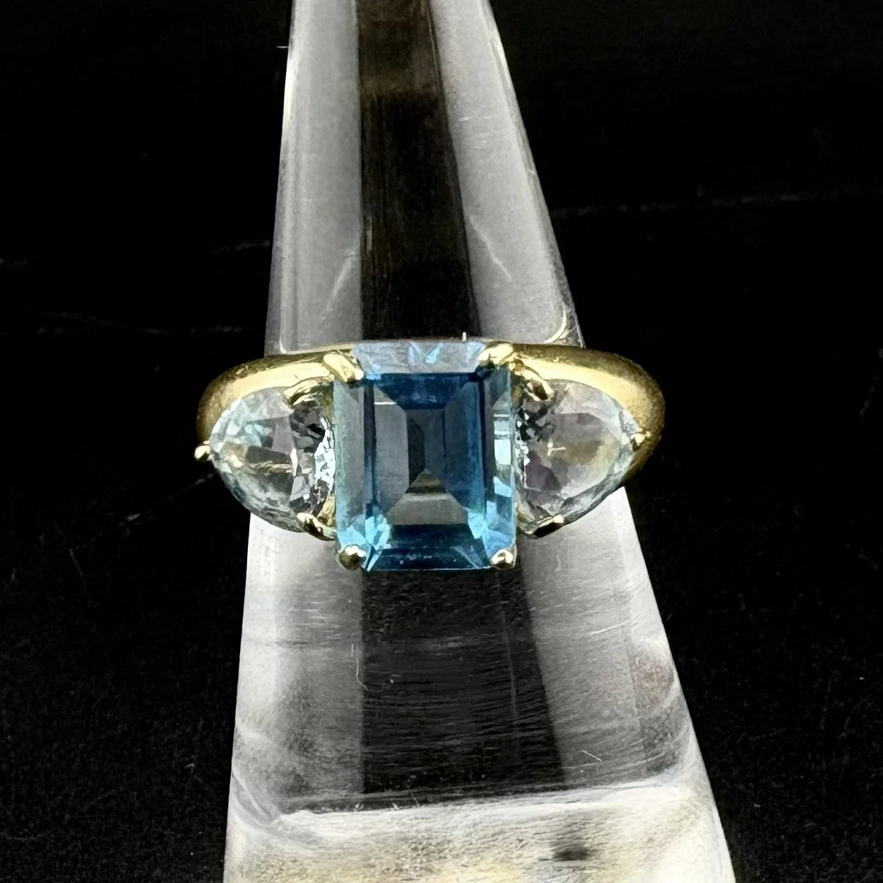 TOPAZ1.webp