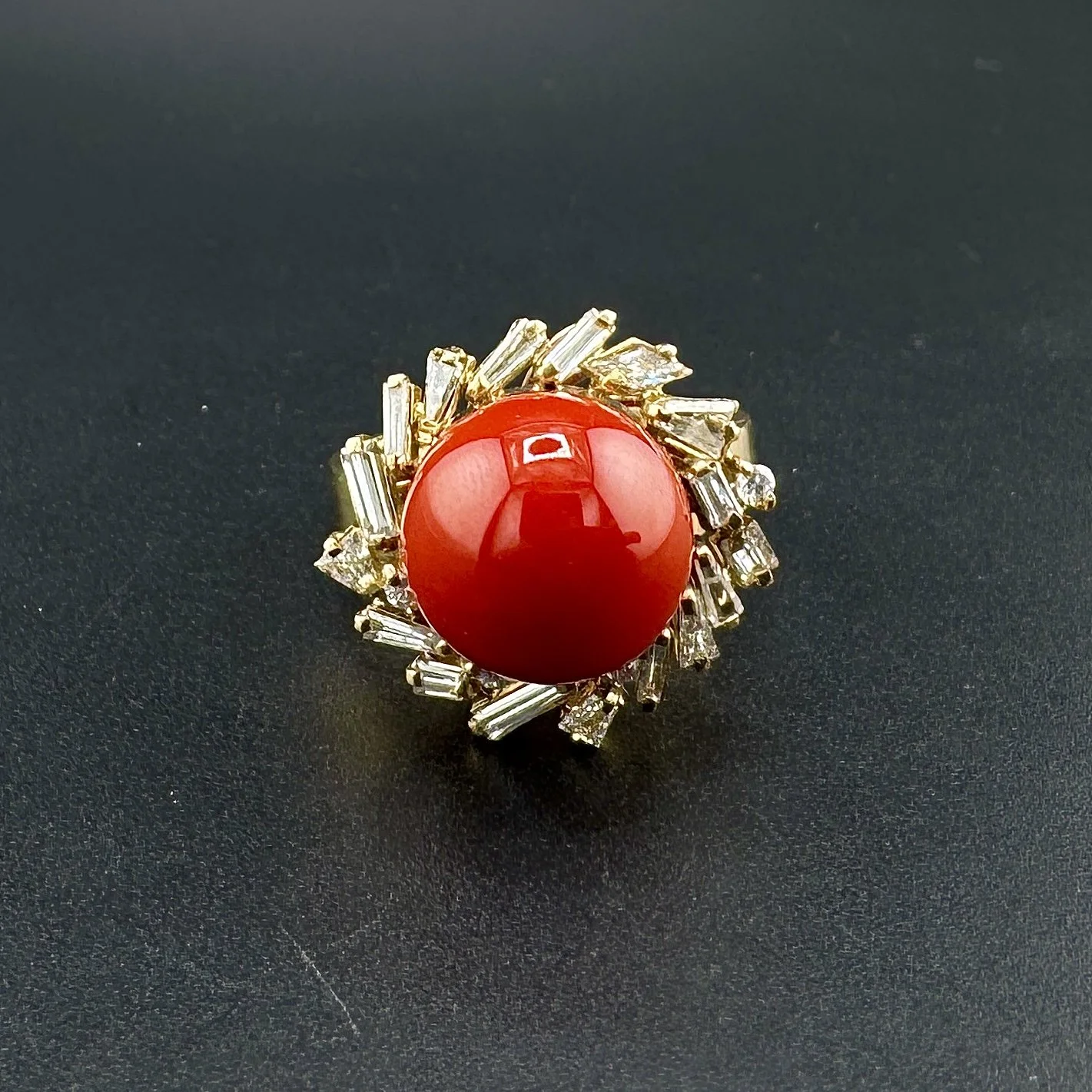 SARDINIAN CORAL & 1.27CTW DIAMOND RING - 14K YELLOW GOLD - SZ 8